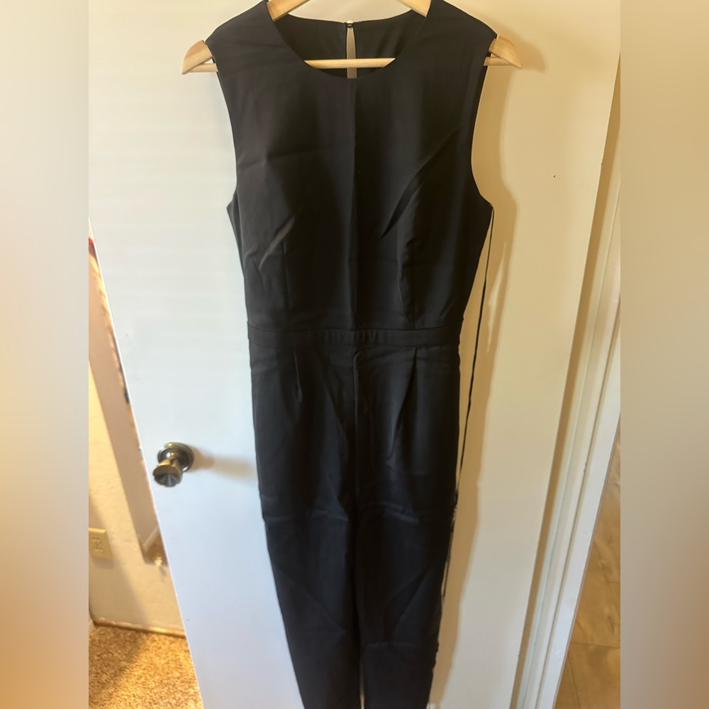 Chic Black Sleeveless Jumpsuit